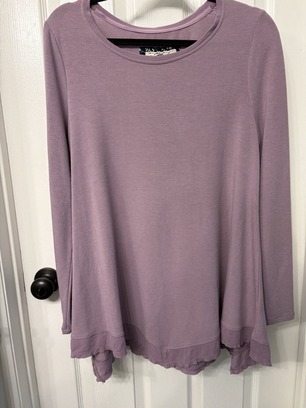Cupio Women's L Purple Solid Knit Round Neck Long Sleeve Pullover Ruffle Hem